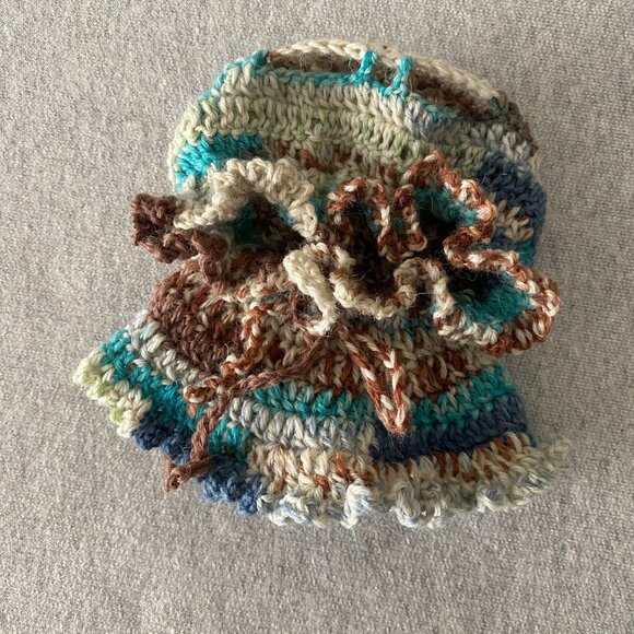 Handmade Crochet Blue Multicolour Hooded Cloak Outfit for 17cm Doll 1-Piece Set - Picture 5 of 6